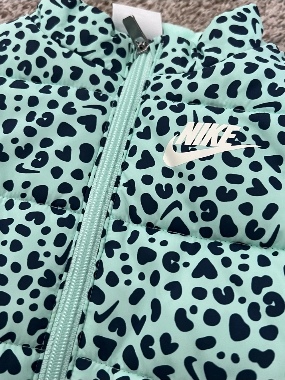 Nike Mint Teal Leopard Print Puffer Vest Size 2